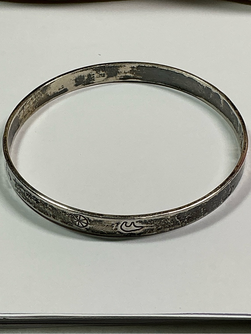 Taxco Sterling Silver Engraved Bangle Bracelet - Silver